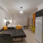 F48 Homes Lejlighed *